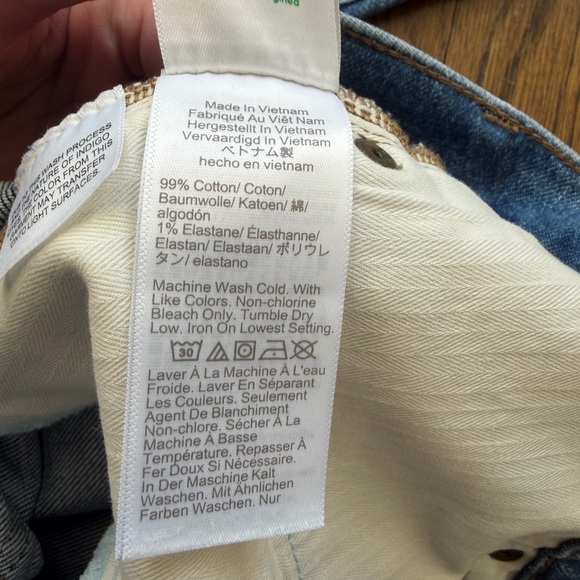 J.CREW, Nipped straight Jean, MSRP $158, CURRENT - Picture 15 of 15